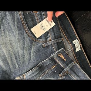 NWT- Express Skinny Jeans size 4